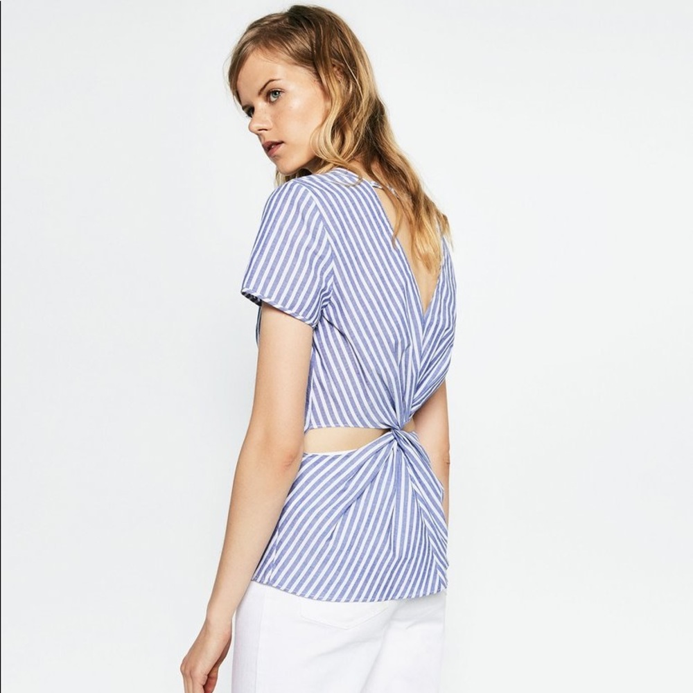ZARA Blouse with knot at the back Size S